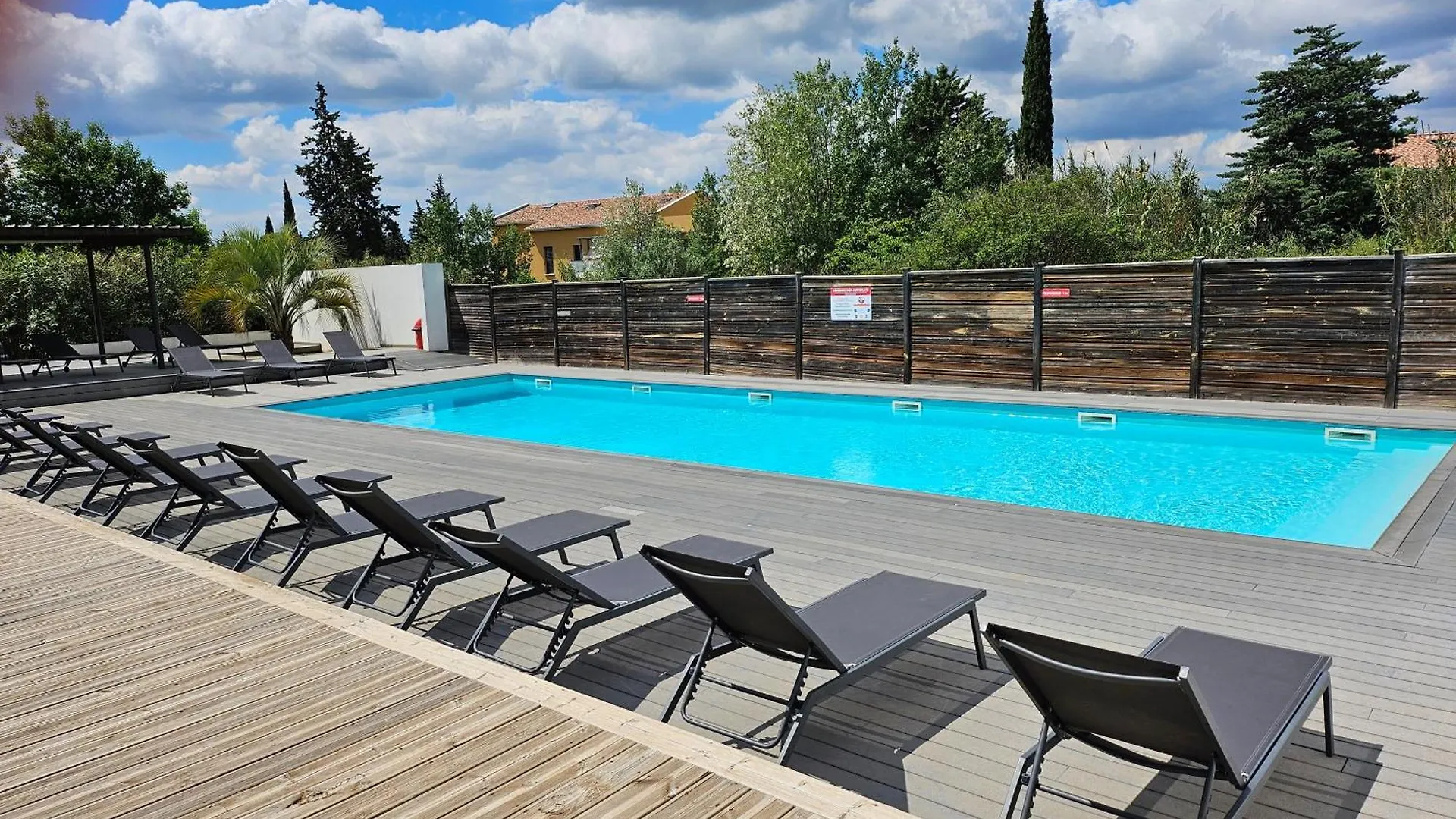 Studio Le Paradis Vert Aix-En-Provence, Parking, Piscine Апартаменты